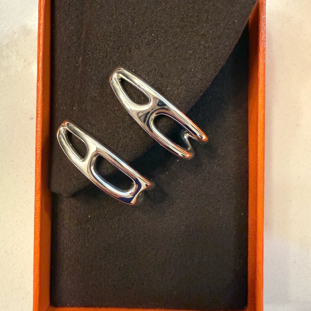 Hermes Chaine d’ancre Punk earrings SOLD OUT
